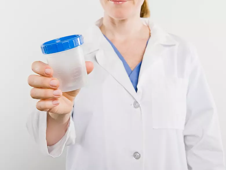 Czy krew w moczu może być objawem choroby zagrażającej życiu?