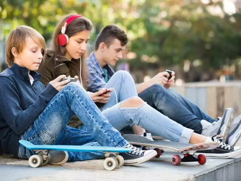 Nowotwory tarczycy – rosnące zagrożenie dla młodych ludzi