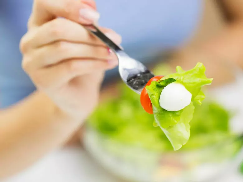 Jedzenie ma znaczenie? O roli żywienia w chorobie nowotworowej