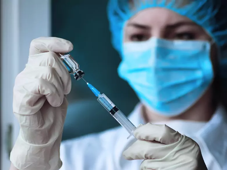 Pierwsza osoba otrzymała szczepionkę przeciwko czerniakowi