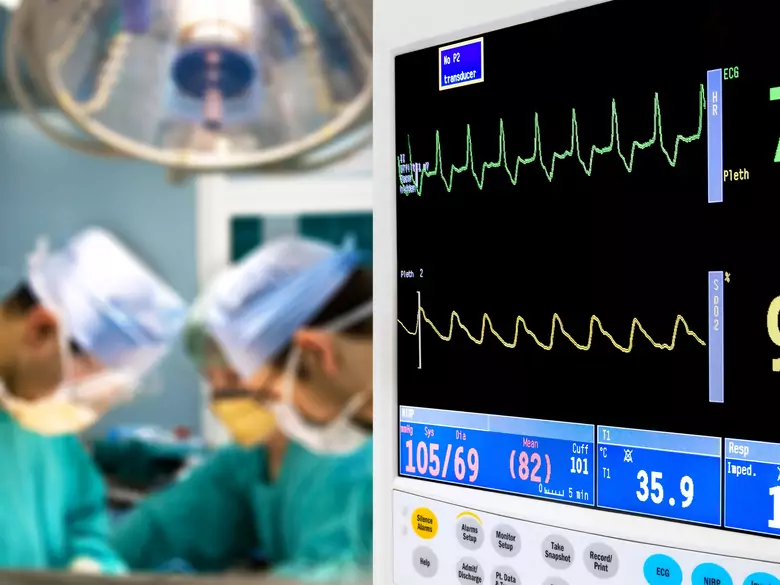 Przebieg operacji raka płuc zapisany na ... Twitterze